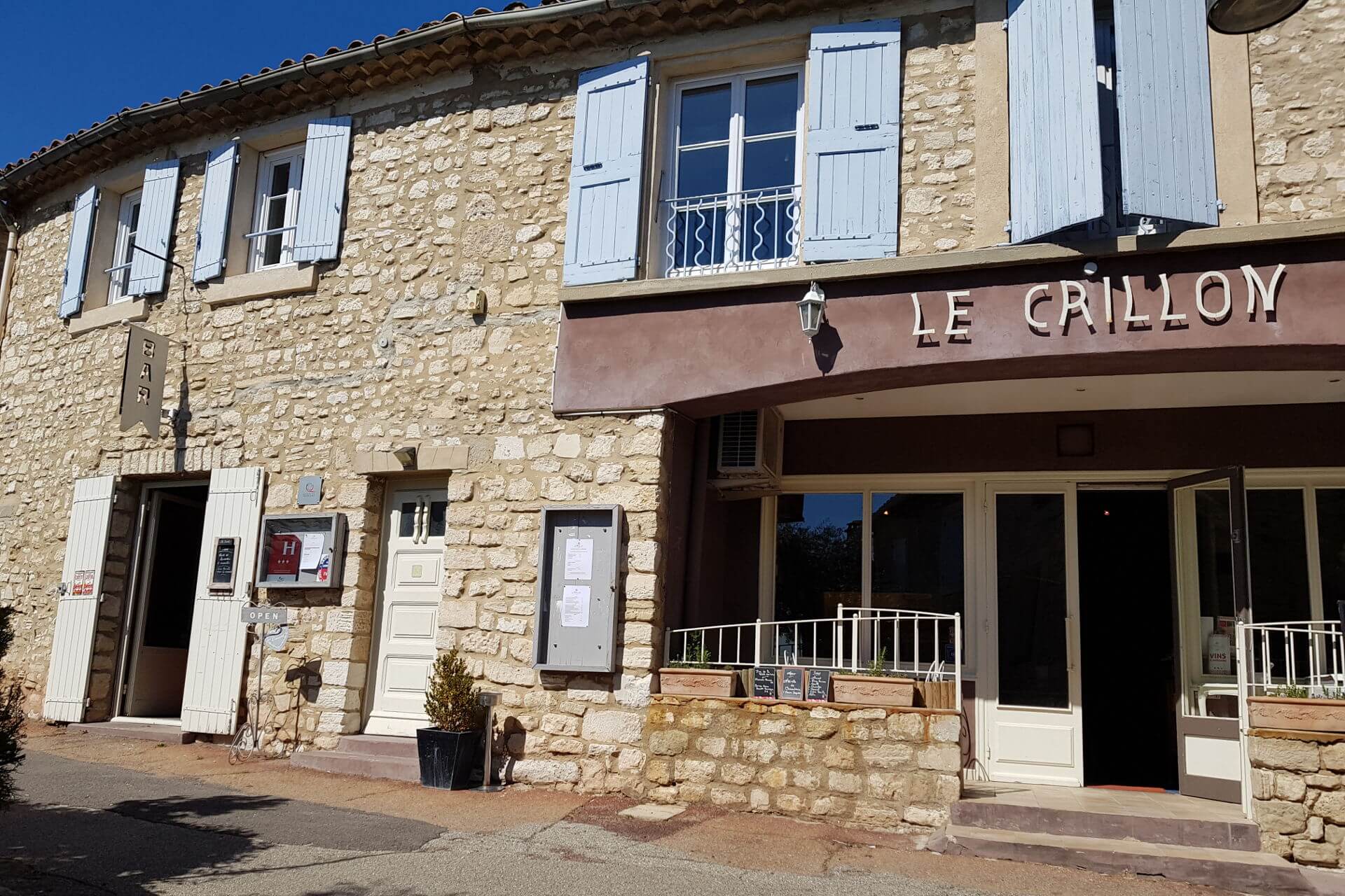 Le Crillon Murs